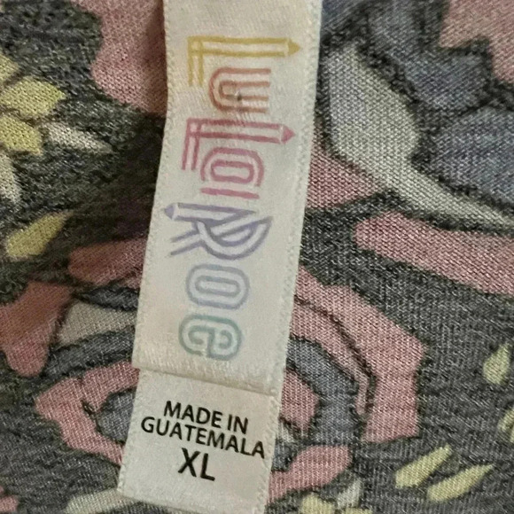 LuLaRoe top size X-Large - Picture 3 of 4